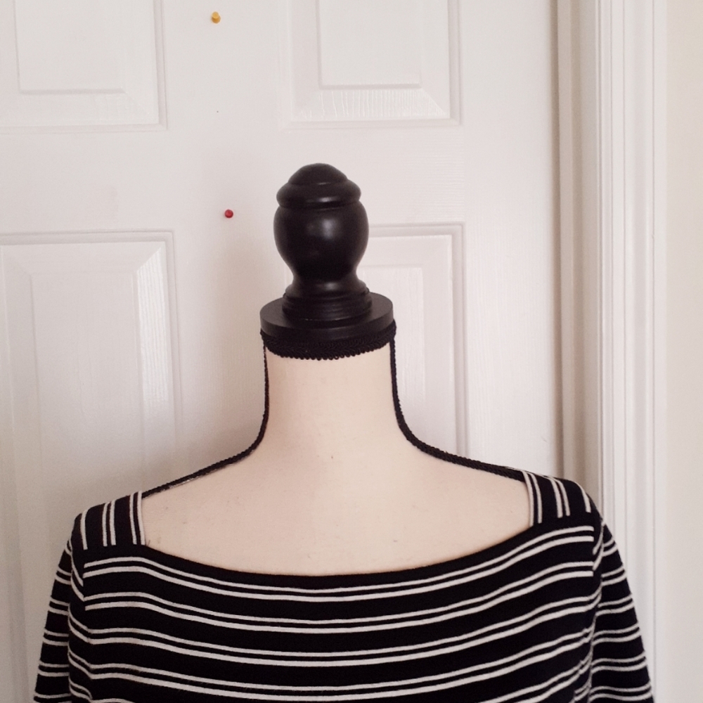 St John Square Neck Striped Top - Picture 4 of 11